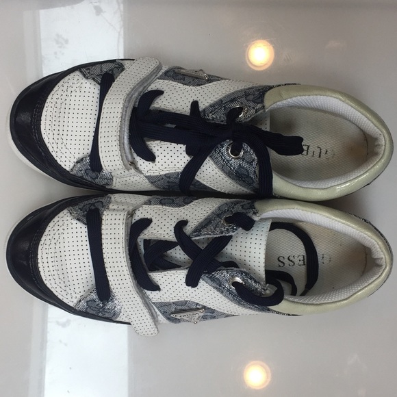 *CLOSEOUT* Guess Bonito Blue Multileather Sneakers Size 8.5 - Picture 5 of 8